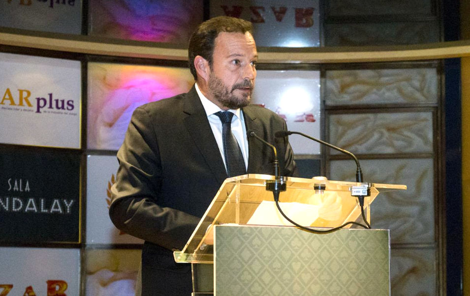 Juan Lacarra en los Premios AZAR