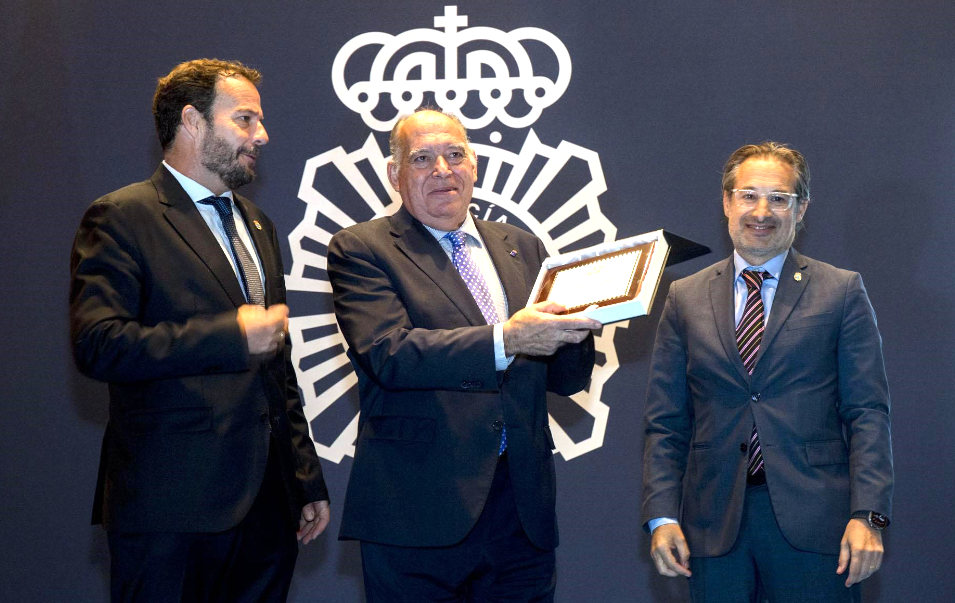 operacion-salon-Fuentes homenaje a la figura de Jesús Alberto Fuentes Sastre