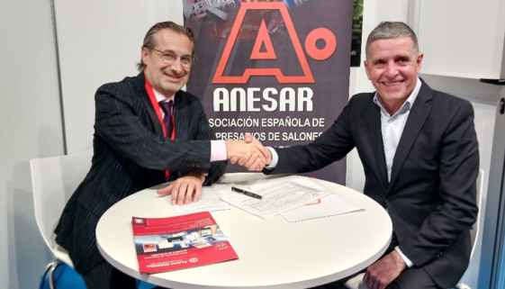José Vall (presidente de ANESAR) y Francesc Villarta (gerente de Plana Fābrega)