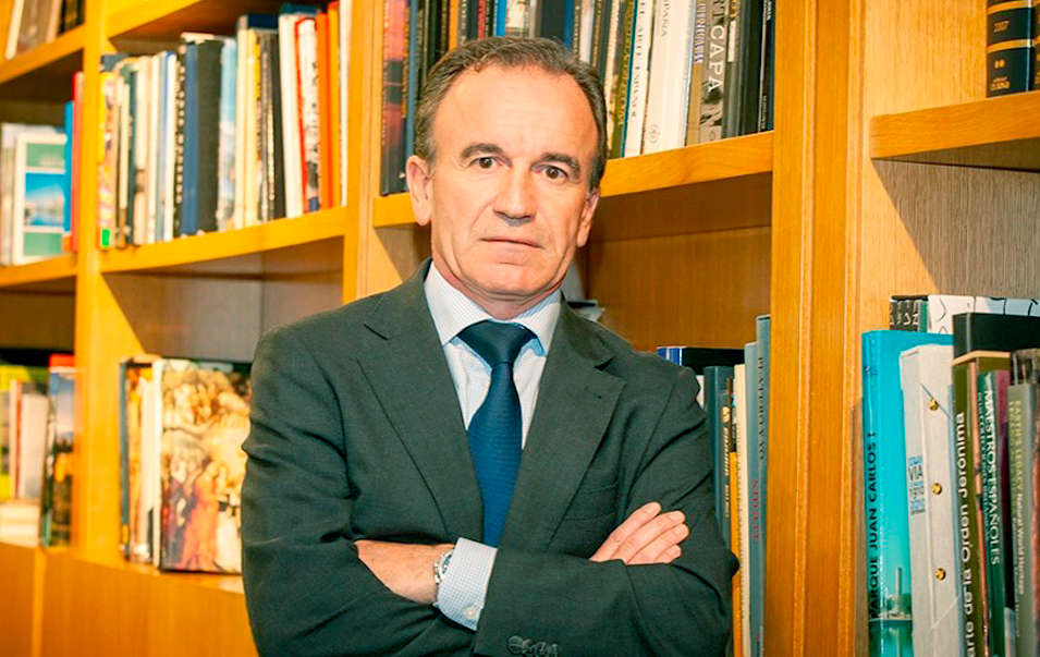 Luis González Luis González