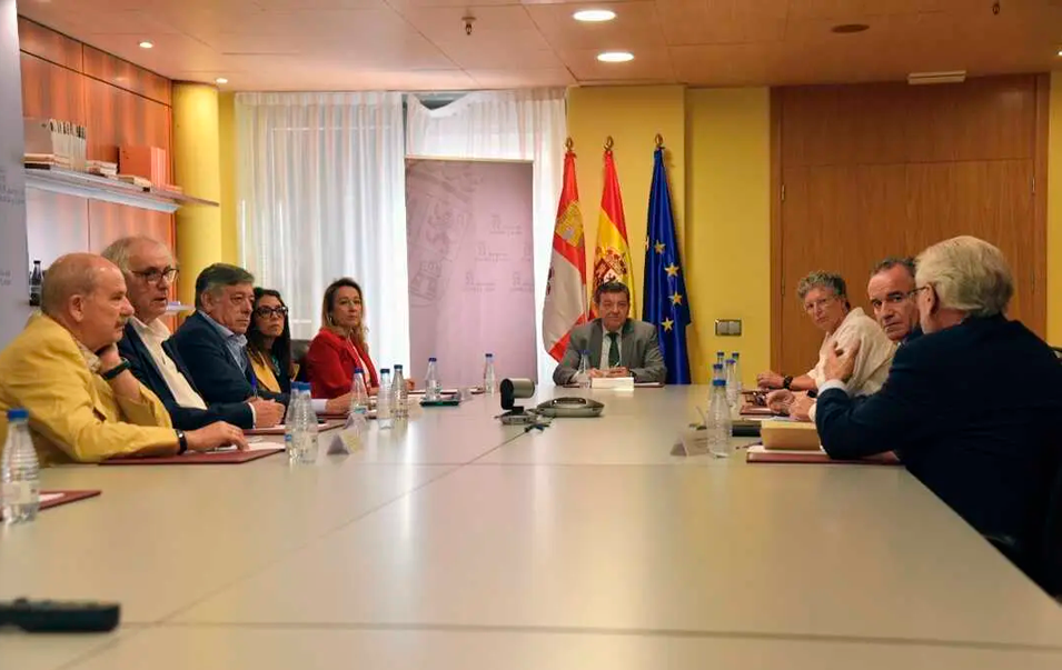 Reunión con los subsectores del juego privad
